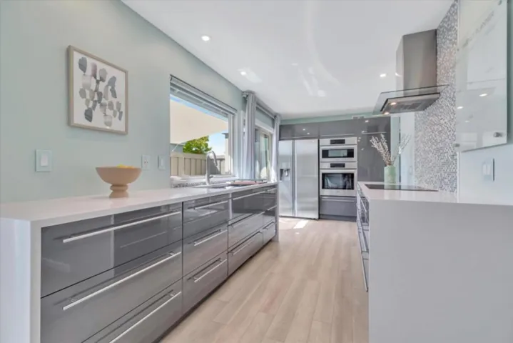107 Escobar Court, Los Gatos, California 95032