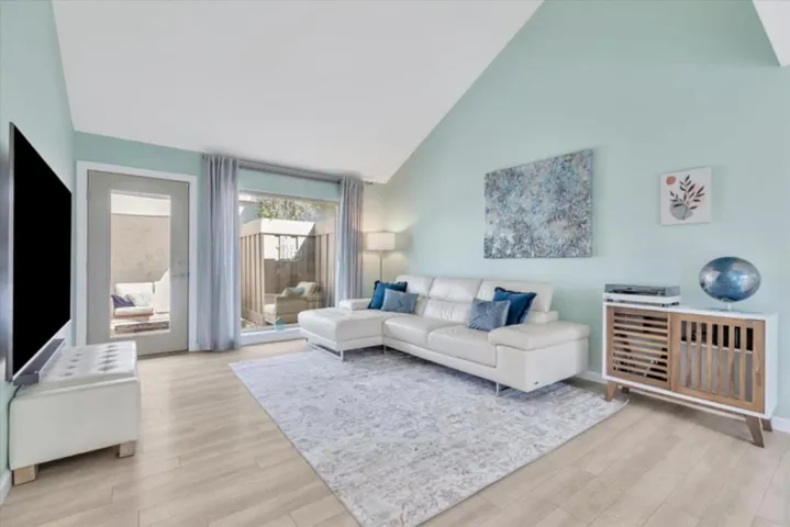 107 Escobar Court, Los Gatos, California 95032