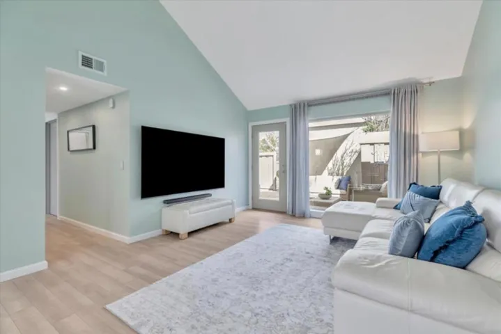 107 Escobar Court, Los Gatos, California 95032