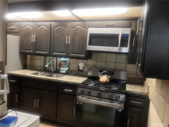 2139 4th 83, Ontario, California 91764