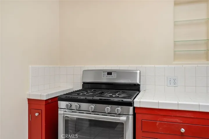 1441 E Poinsettia Street, Long Beach, California 90805