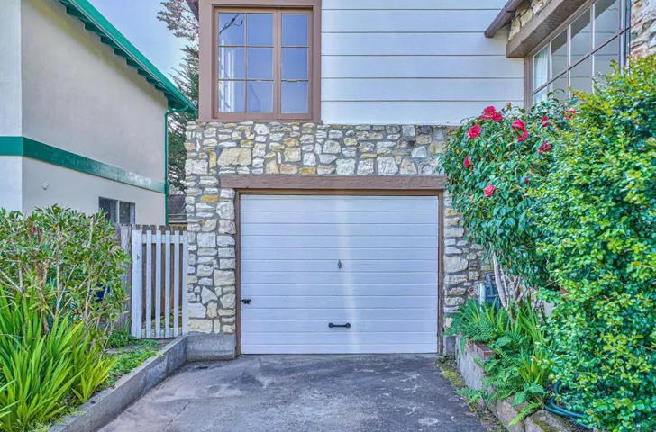 315 Cypress Avenue, Pacific Grove, California 93950