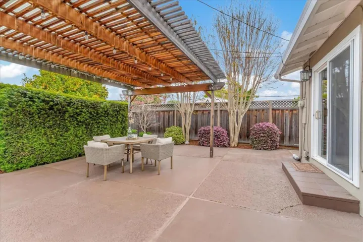 3405 Lynn Oaks Drive, San Jose, California 95117