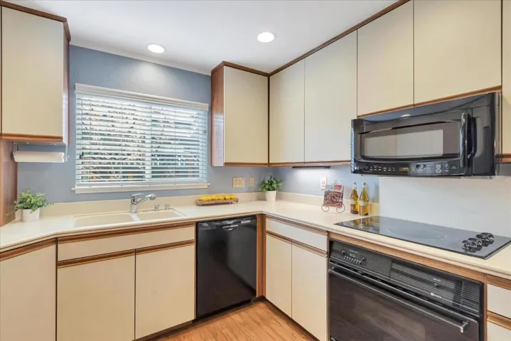 3405 Lynn Oaks Drive, San Jose, California 95117