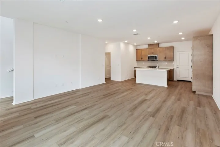 5584 Kate Way, Fontana, California 92336