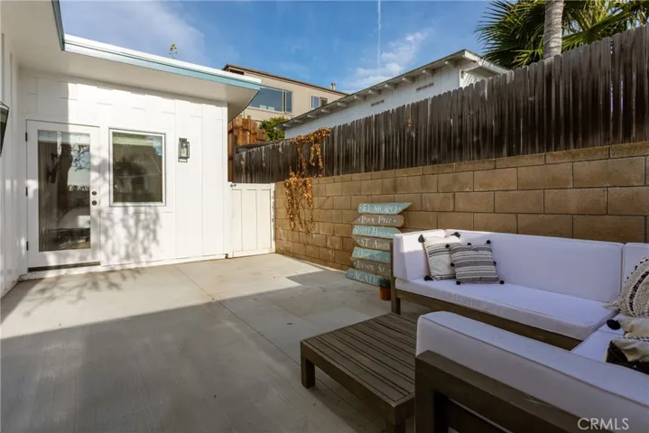 363 Ruby Street, Laguna Beach, California 92651