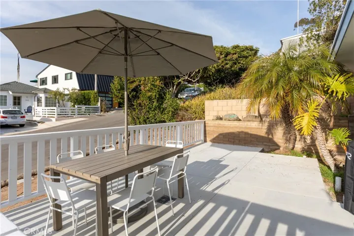 363 Ruby Street, Laguna Beach, California 92651