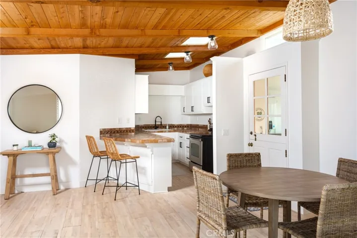 363 Ruby Street, Laguna Beach, California 92651