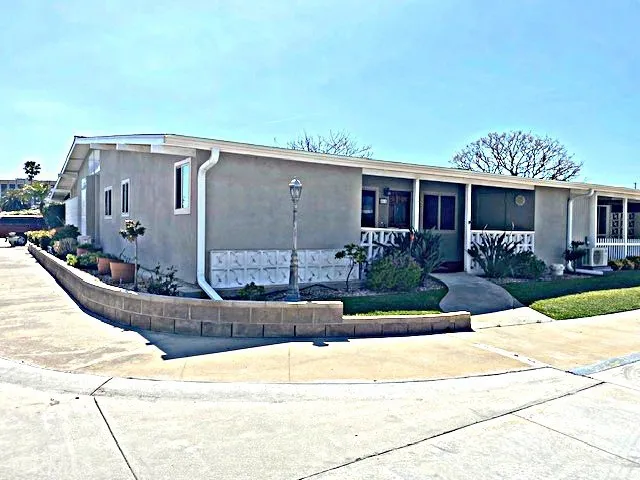 13941 El Dorado Drive 66l M2, Seal Beach, California 90740