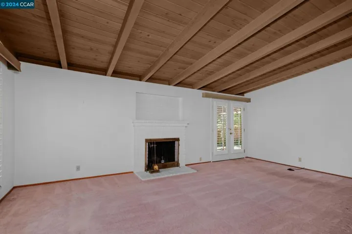 2121 Magnolia Way, Walnut Creek, California 94595