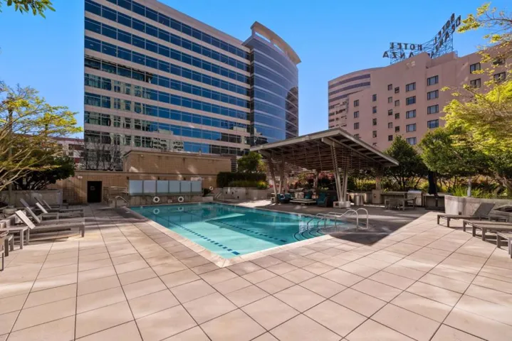 38 N Almaden Boulevard 911, San Jose, California 95110