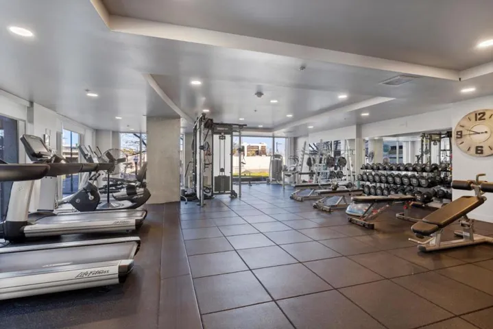 38 N Almaden Boulevard 911, San Jose, California 95110