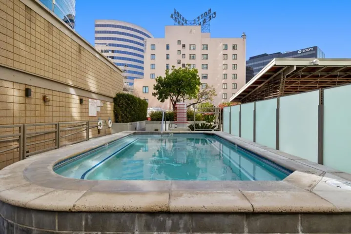 38 N Almaden Boulevard 911, San Jose, California 95110