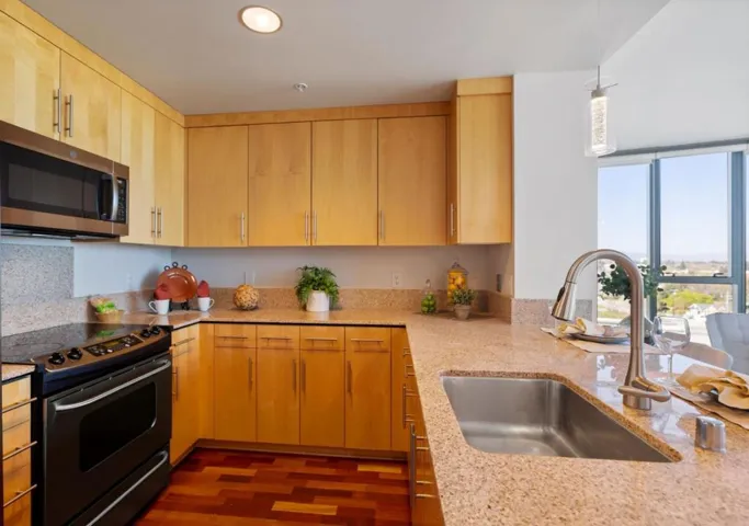 38 N Almaden Boulevard 911, San Jose, California 95110