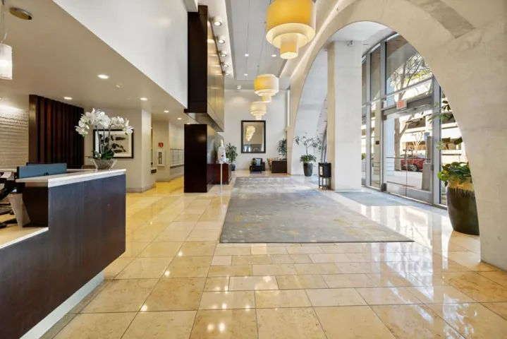 38 N Almaden Boulevard 911, San Jose, California 95110