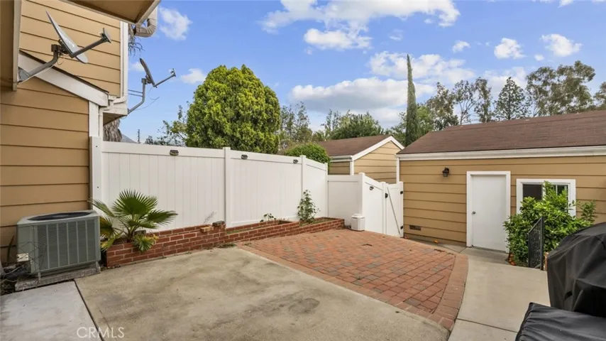 14200 Polk Street, Sylmar, California 91342