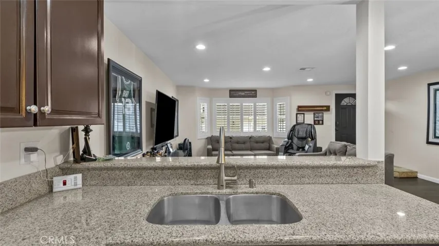 14200 Polk Street, Sylmar, California 91342