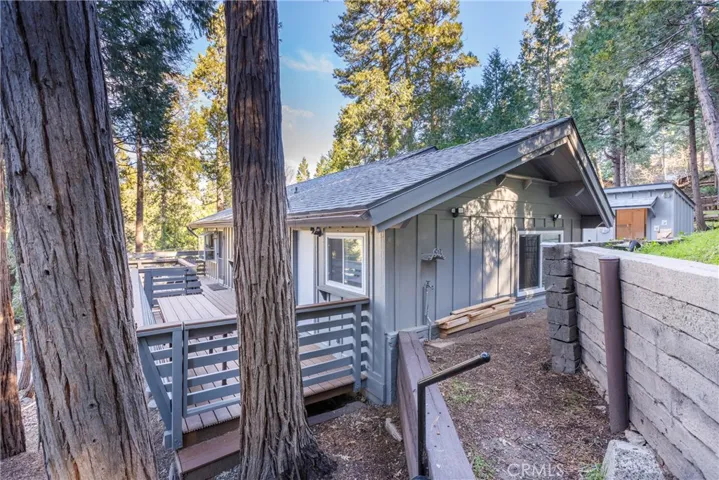 24273 Horst Drive, Crestline, California 92325