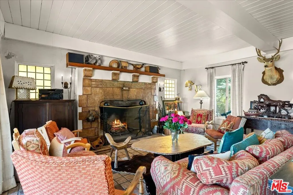 31008 Pine Canyon Road, Lake Hughes, California 93532 home-pic-3