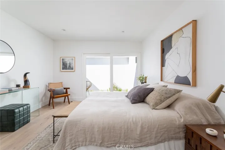 1071 Santa Rosa Avenue, Costa Mesa, California 92626