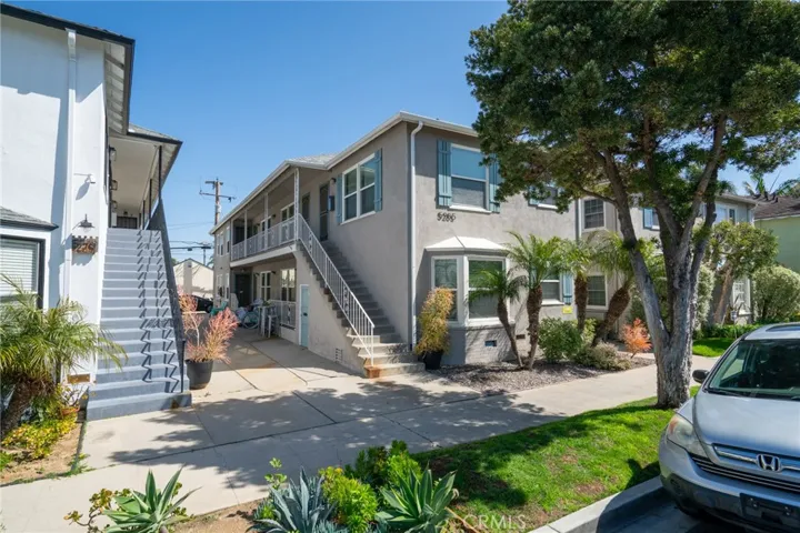 5285 E The Toledo, Long Beach, California 90803