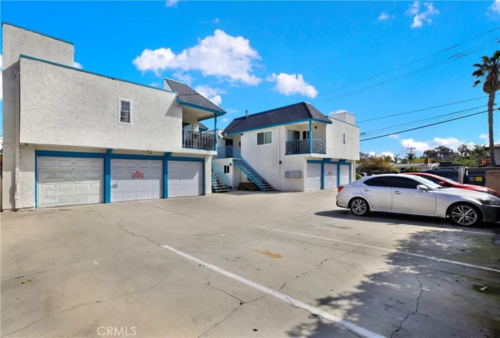 353 Hamilton Street, Costa Mesa, California 92627