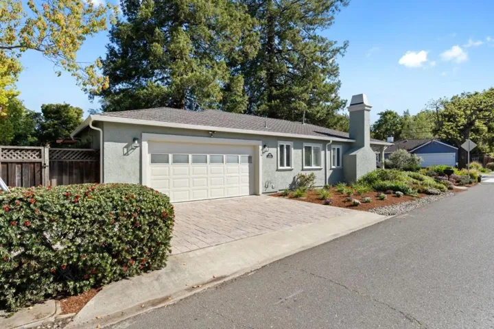 999 Loraine Avenue, Los Altos, California 94024