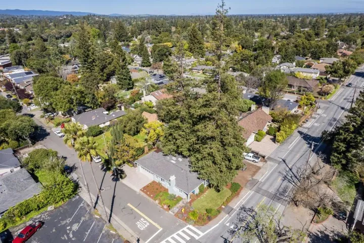 999 Loraine Avenue, Los Altos, California 94024