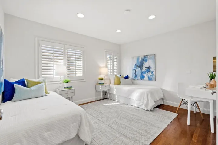 999 Loraine Avenue, Los Altos, California 94024