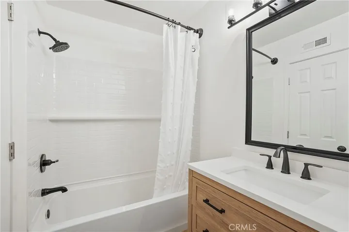 2340 Joana Drive 4, Santa Ana, California 92705