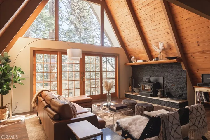 26490 Augusta Drive, Lake Arrowhead, California 92391