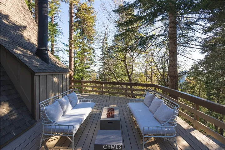 26490 Augusta Drive, Lake Arrowhead, California 92391