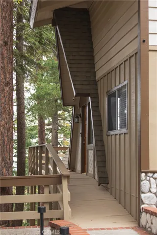 26490 Augusta Drive, Lake Arrowhead, California 92391