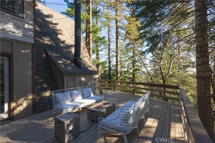 26490 Augusta Drive, Lake Arrowhead, California 92391