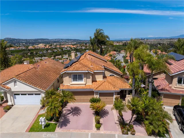 28655 Via Pasatiempo, Laguna Niguel, California 92677