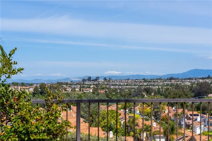 28655 Via Pasatiempo, Laguna Niguel, California 92677