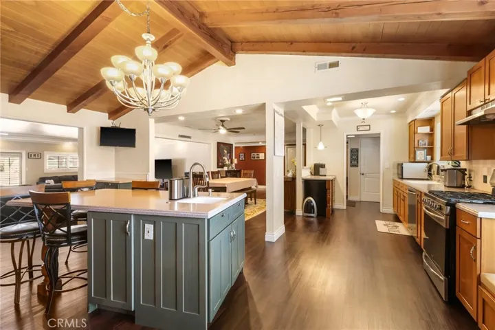 Breakfast Bar
