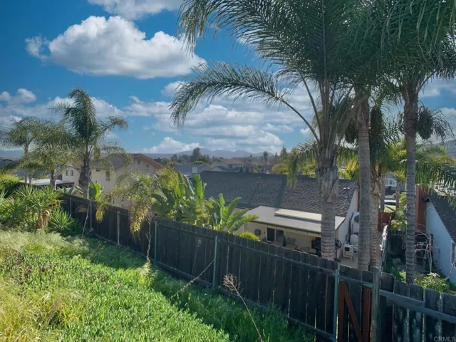 10160 Carreta Drive, Santee, California 92071