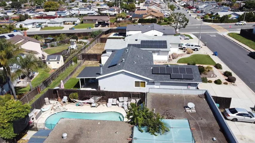 10160 Carreta Drive, Santee, California 92071