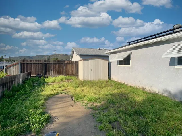 10160 Carreta Drive, Santee, California 92071