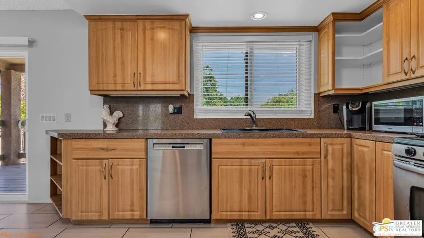 68810 Minerva Road, Cathedral City, California 92234