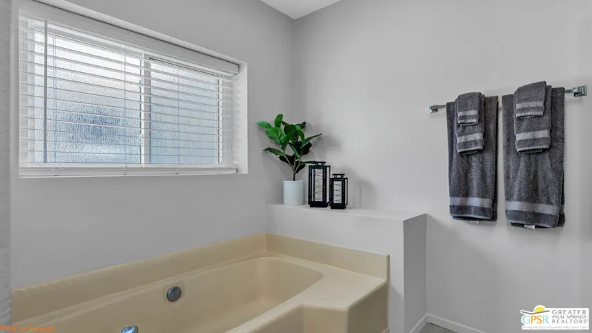 68810 Minerva Road, Cathedral City, California 92234