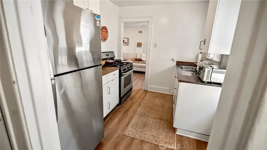 3650 E 2nd Street, Long Beach, California 90803