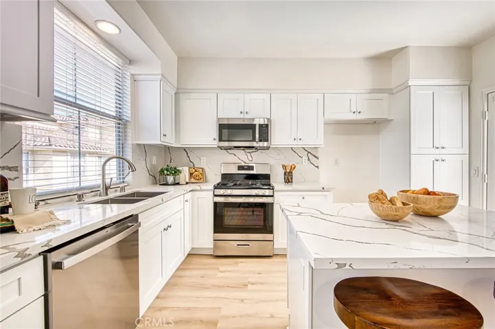1412 Elmhurst, Irvine, California 92618