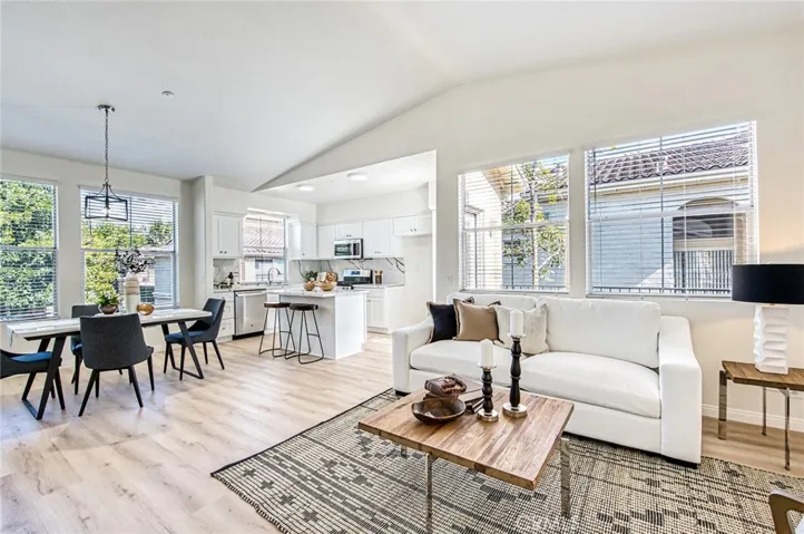 1412 Elmhurst, Irvine, California 92618