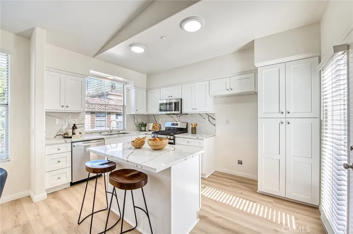 1412 Elmhurst, Irvine, California 92618
