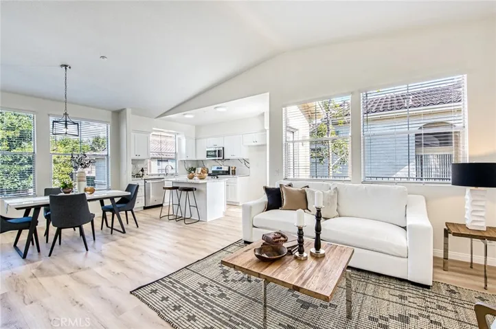 1412 Elmhurst, Irvine, California 92618