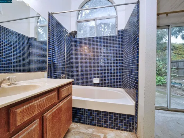 1050 Pueblo Court, Vallejo, California 94591-7809