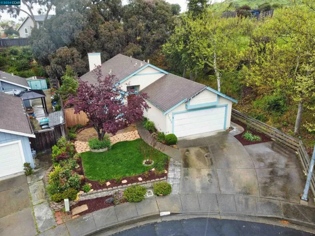 1050 Pueblo Court, Vallejo, California 94591-7809