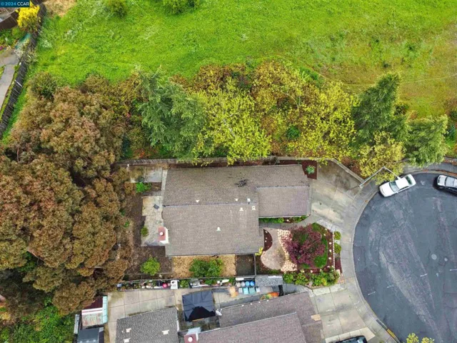 1050 Pueblo Court, Vallejo, California 94591-7809